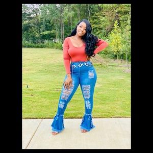 Distressed Flare Fashionable Jeans #BellBottoms